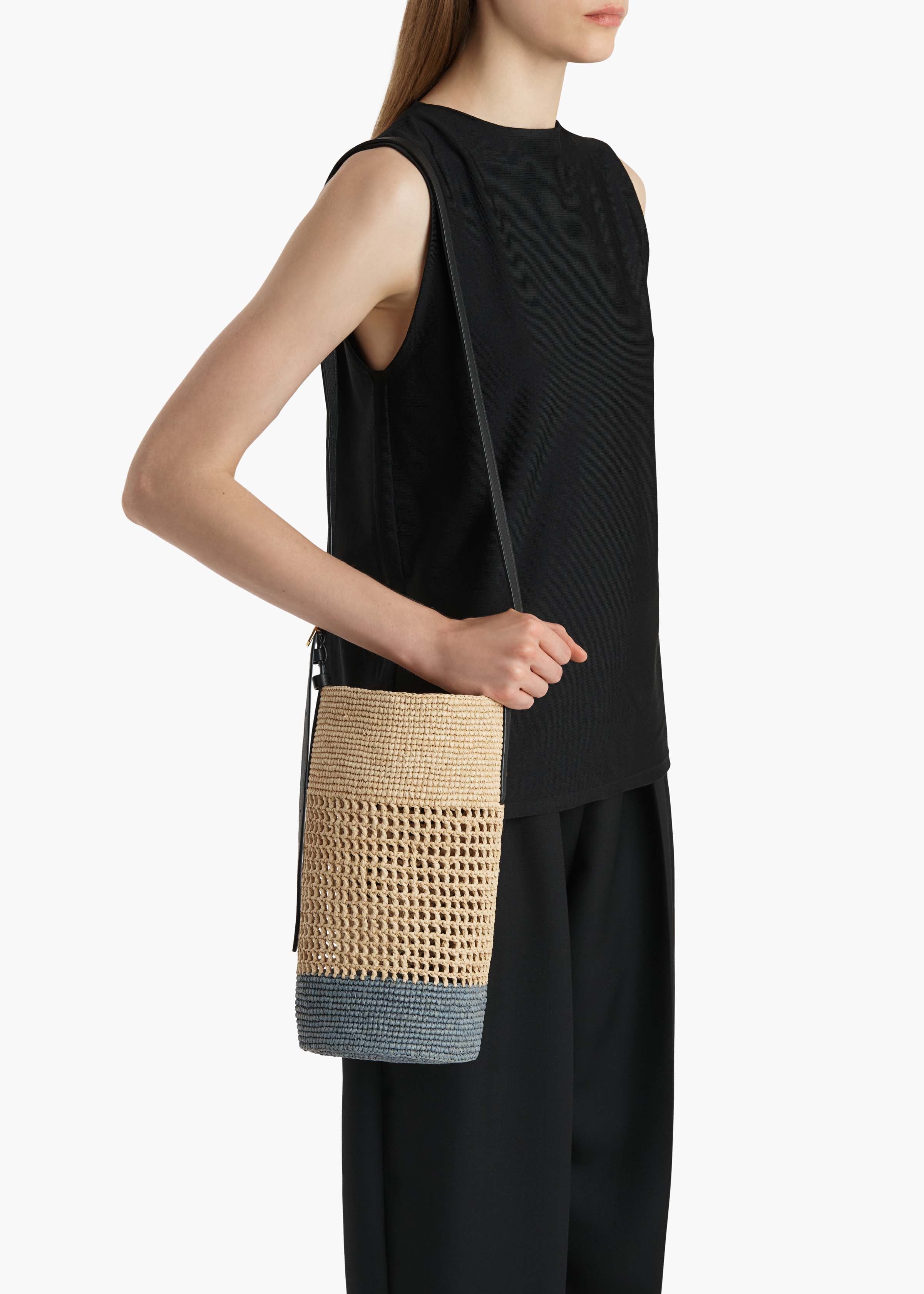 BILLIE-SMALL-BUCKET-BAG_LEAD-NATURAL_H2055-727-651_E.jpg