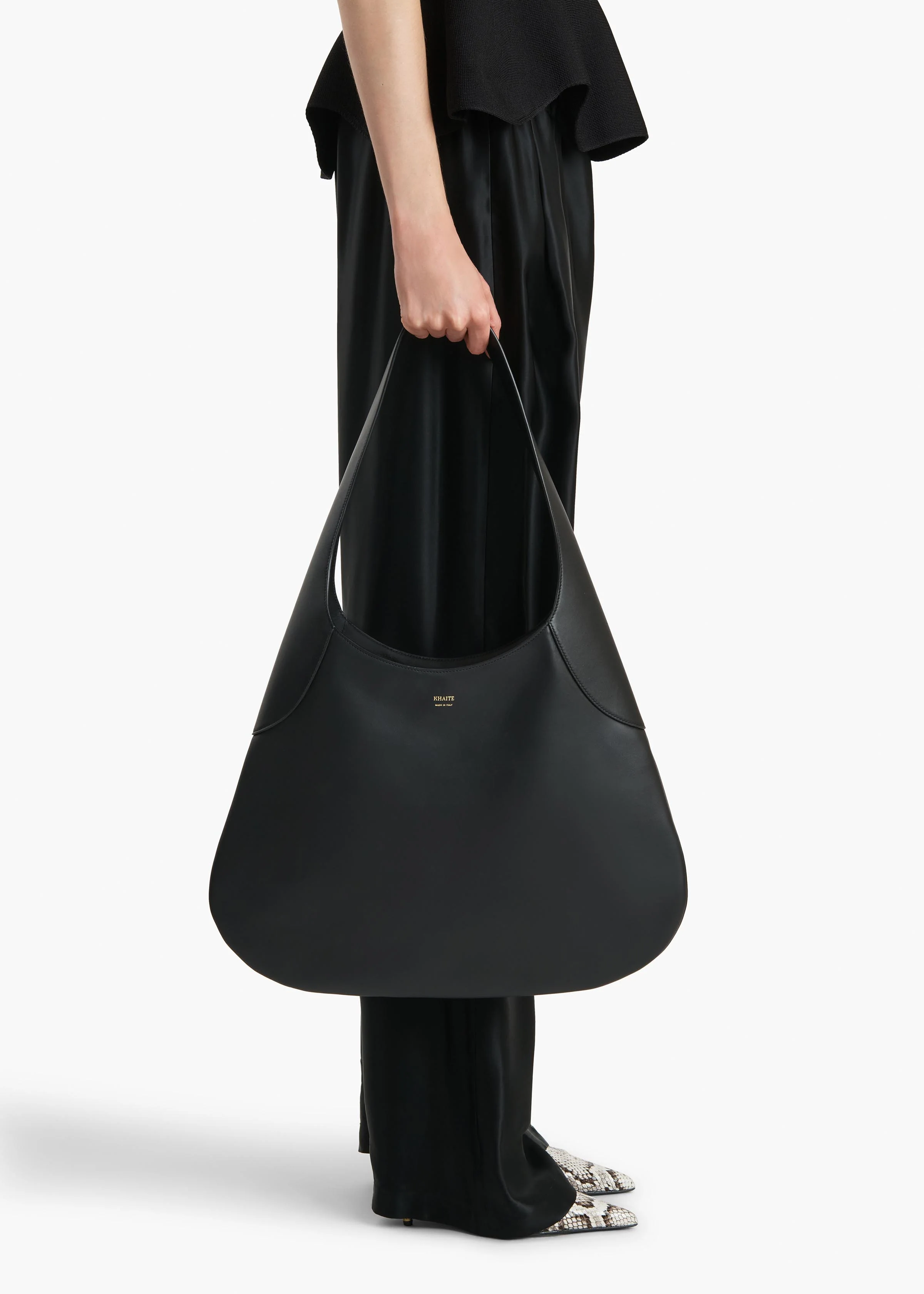 JOAN LARGE HOBO BLACK H1044 875 200 E