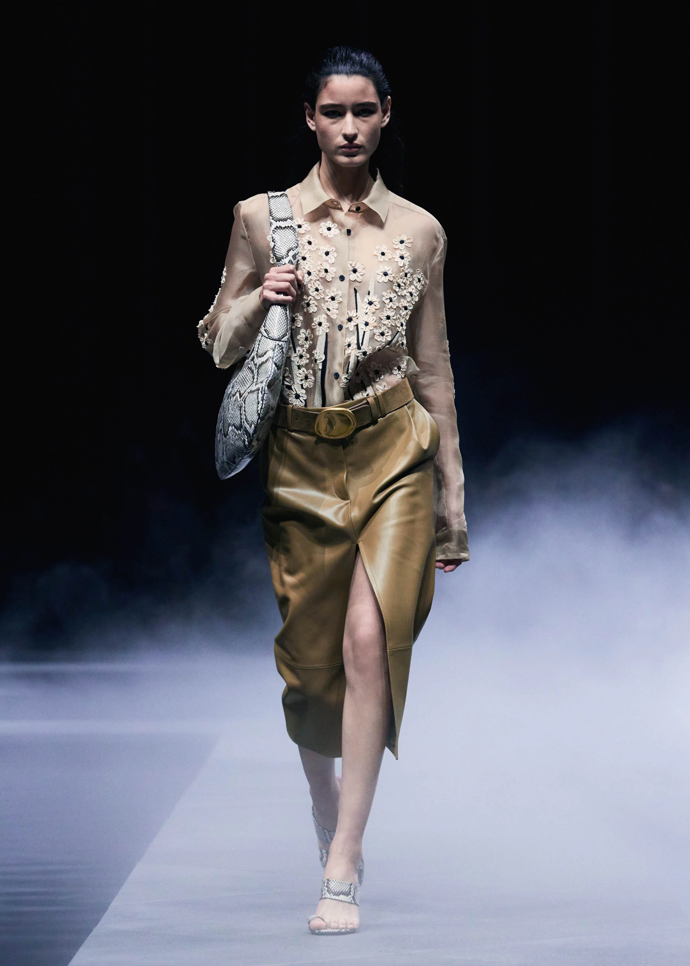 RUNWAY