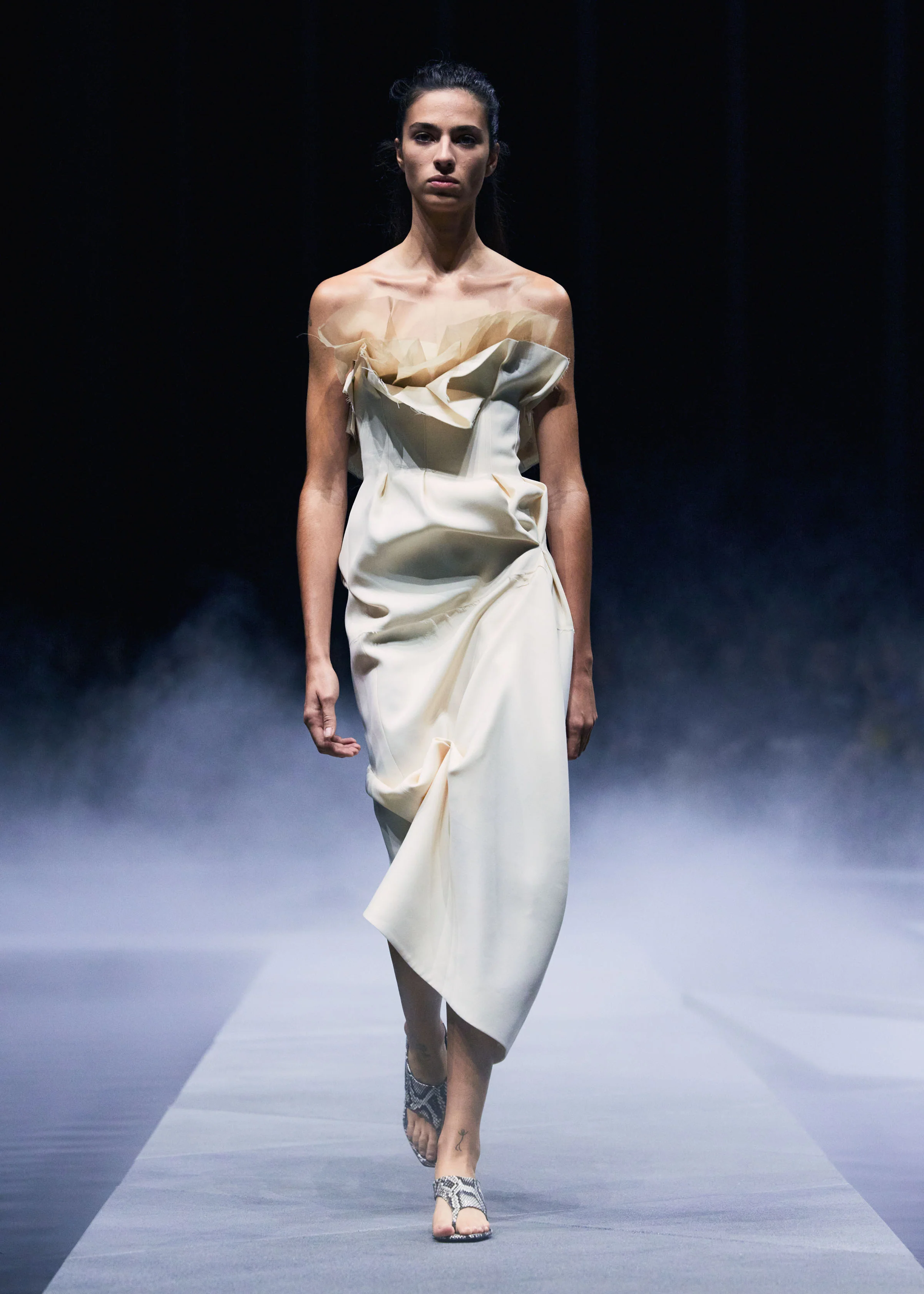 RUNWAY
