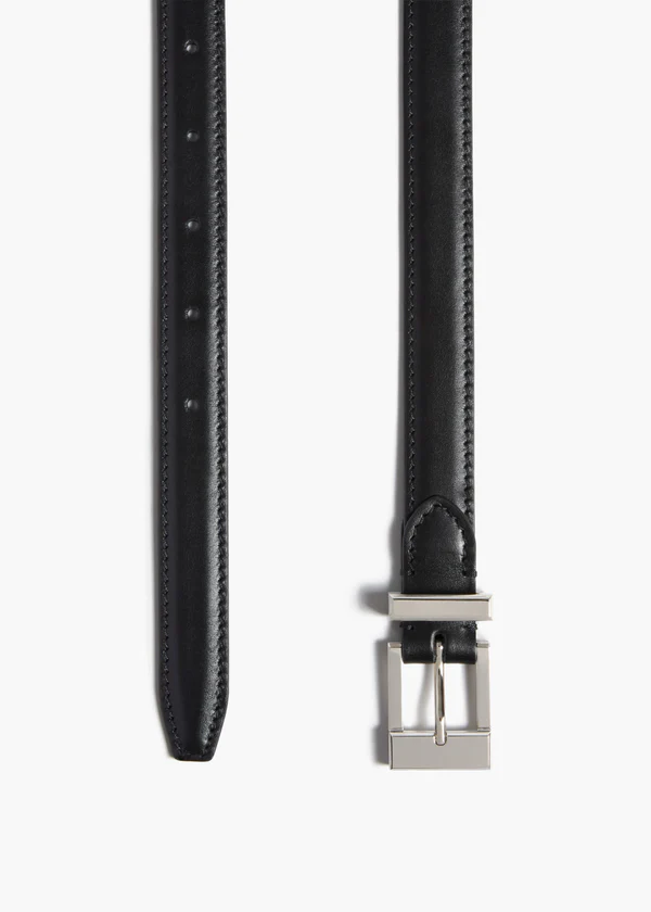 Manhattan Belt in Black Leather with Silver DETAILED VIEW 1